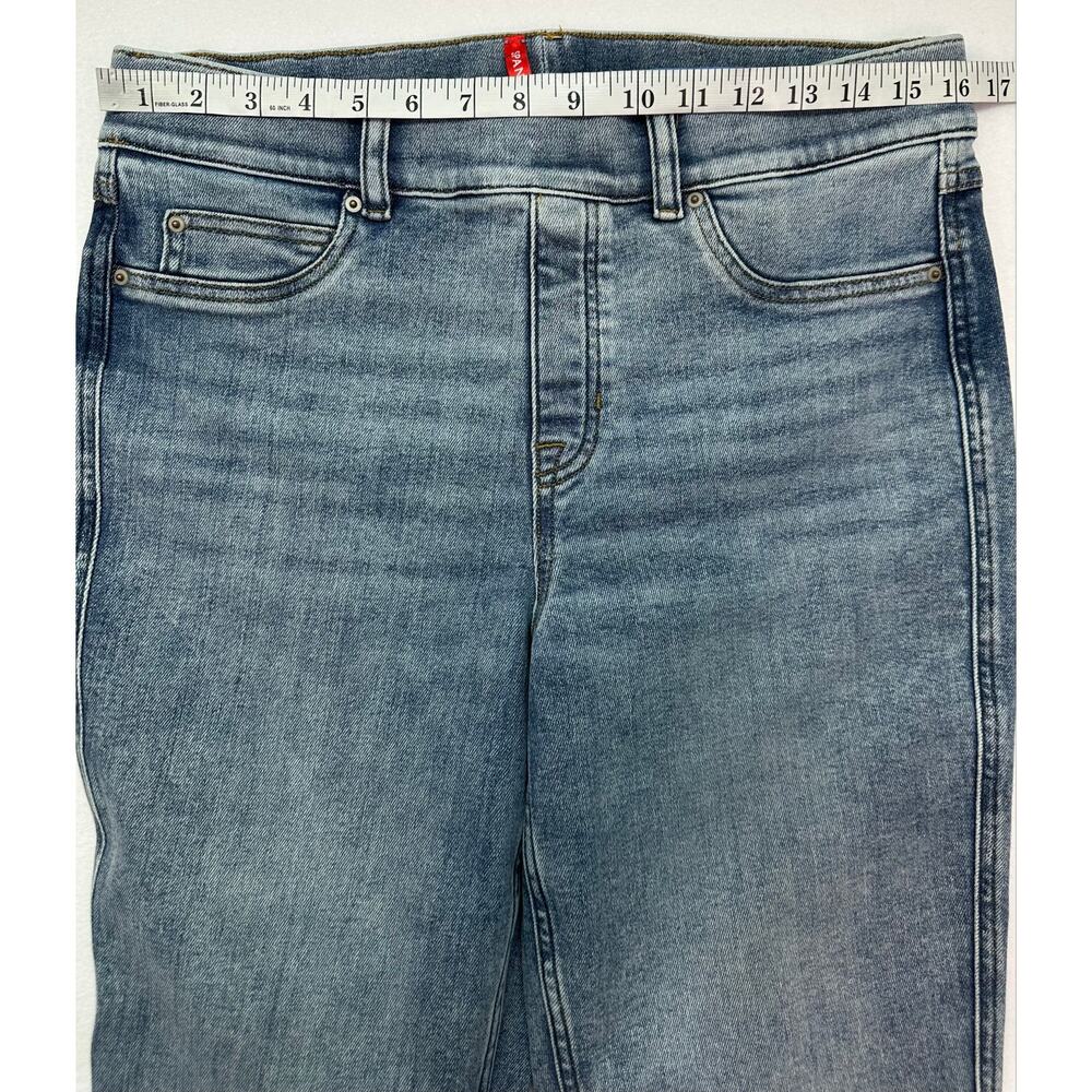 NWOT SPANX Denim Cropped Kick Flare Pull On Jeans Vintage Light Wash Size L - Picture 8 of 12